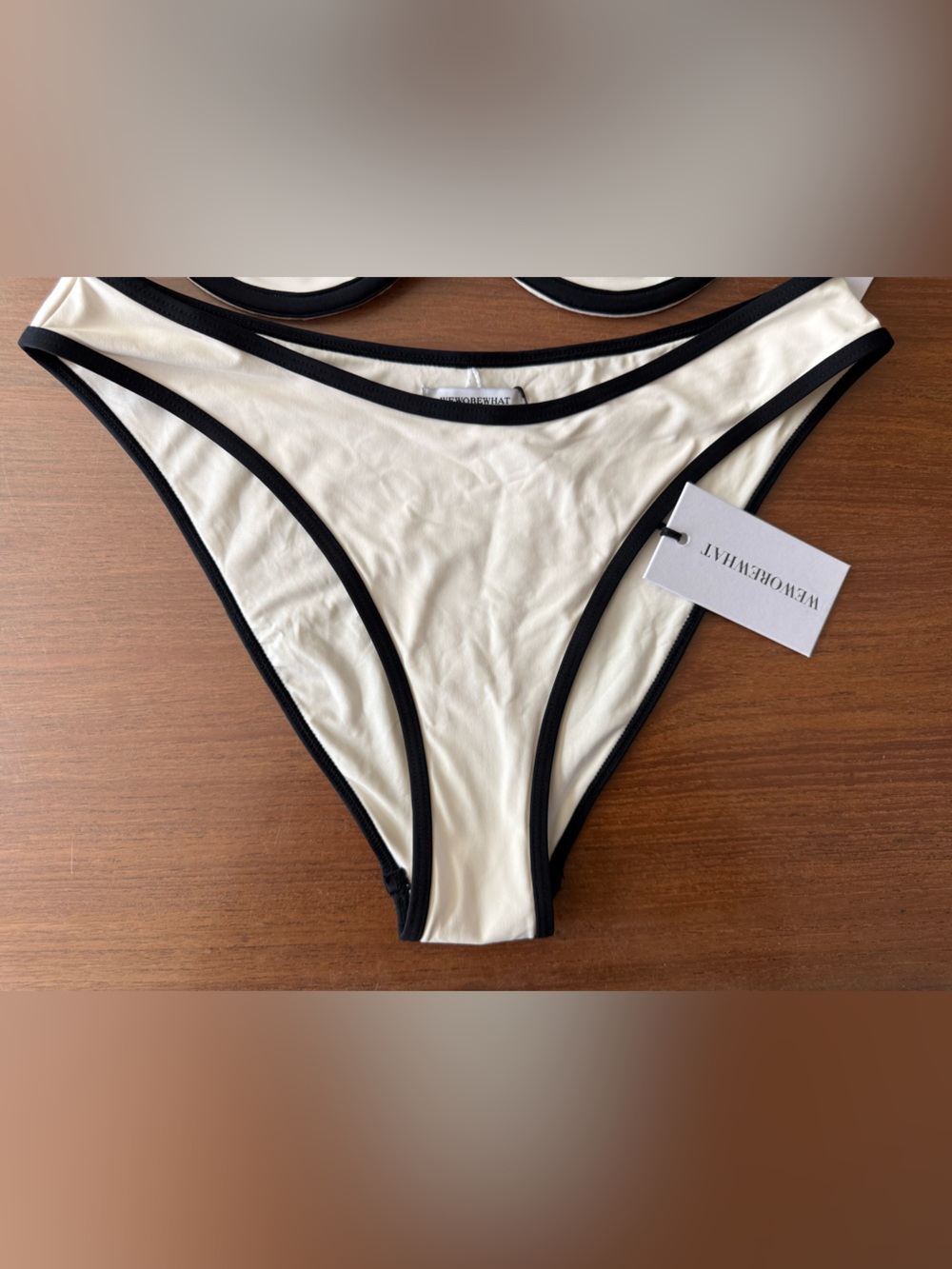 WeWoreWhat NWT Full Coverage Underwire Bikini Set Small Ivory Black - Picture 5 of 8